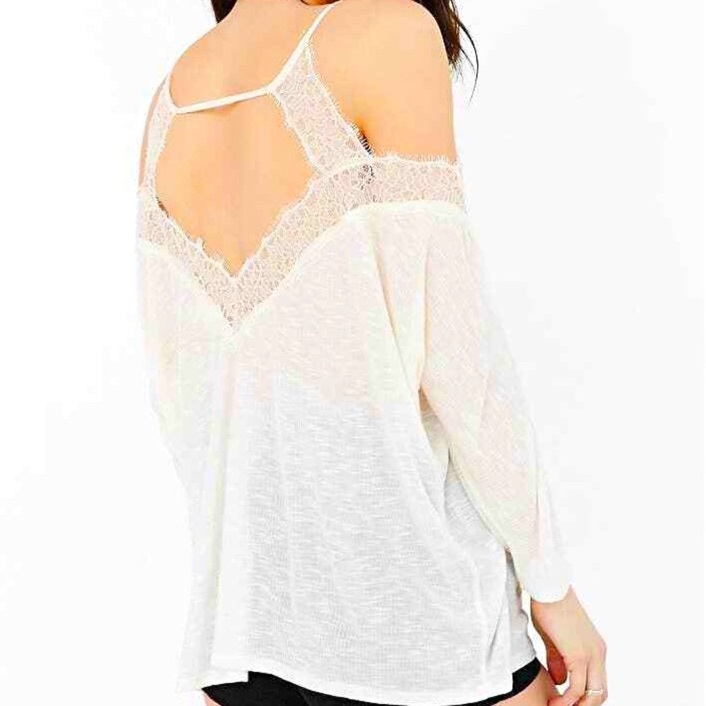 GREY Kiss The Sky Cold Shoulder Cami Strap Top With Lace Trim - Size S